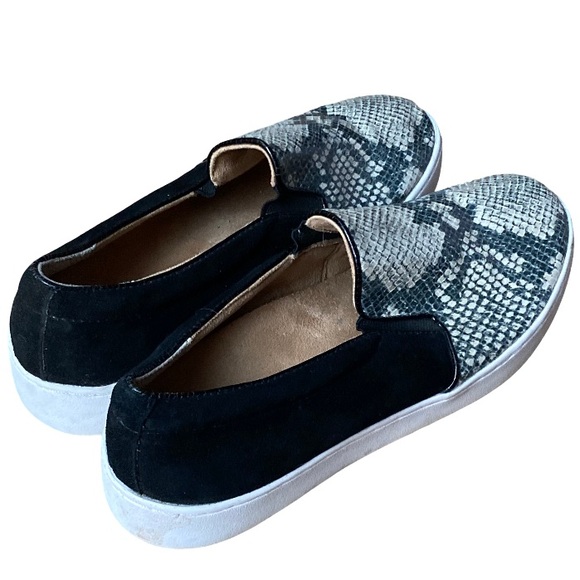 Vionic Splendid snakeskin black tan slip-on supportive casual sneakers size 7 - Picture 4 of 9